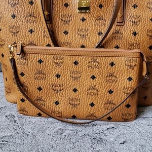 MCM Anya POUCH, Cognac